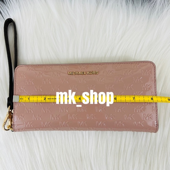 Michael Kors Jet Set Travel Continental Wristlet Wallet - Picture 14 of 15